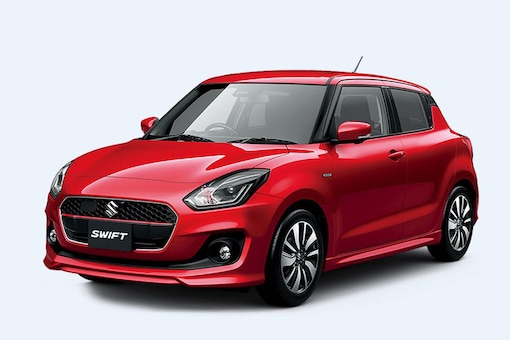 Read more about the article Maruti Swift vs Tata Altroz : Which hatchback car is best for you, know the price and features