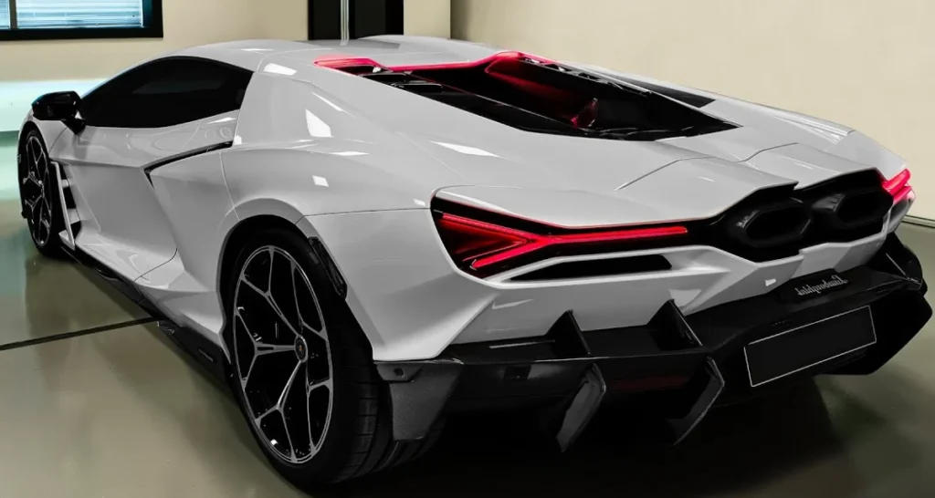What are the dimensions of the 2024 Lamborghini Revuelto