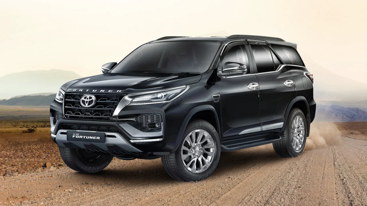 You are currently viewing Toyota Fortuner Safety Features, Crash Test Ratings, Exshowroom Price, On-Road Price in Delhi