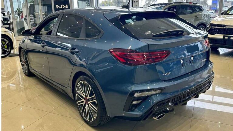Read more about the article Say Sorry to Baleno, This is a Very Hot and Premium Hatchback Car – Upcoming 2024 Kia Cerato Specification